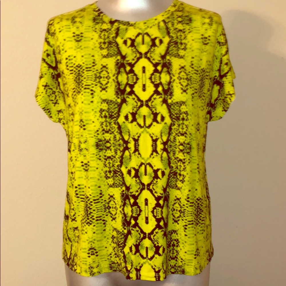 NWT Bar III cute snake print tshirt